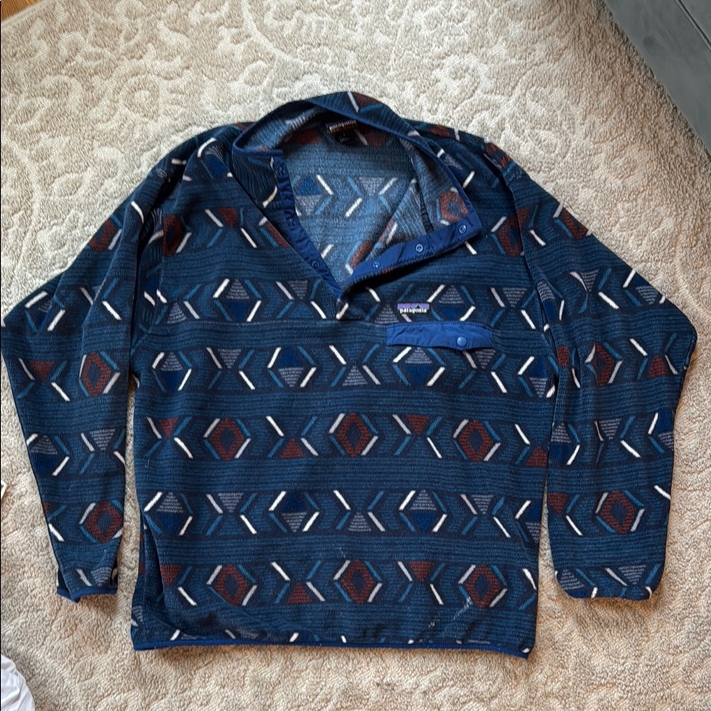 Patagonia Navy and Brown Patterned Fleece Pullover